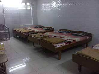 Hotel Mozambique, Diu 3